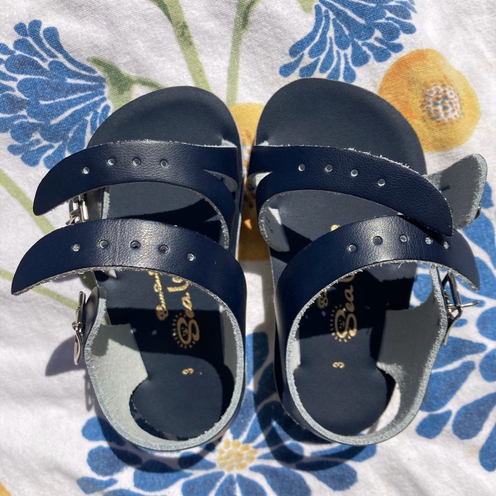 Salt Water Sandals Sea Wees, excellent condition